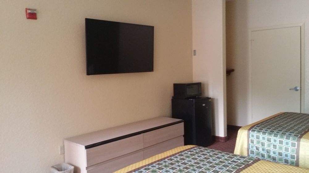 Americas Best Value Inn & Suites Northeast Хюстън Екстериор снимка